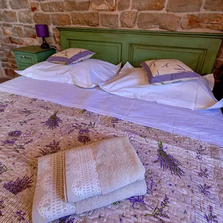 Miranda Hvar Villa *