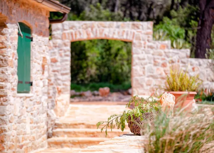 Miranda Hvar Villa